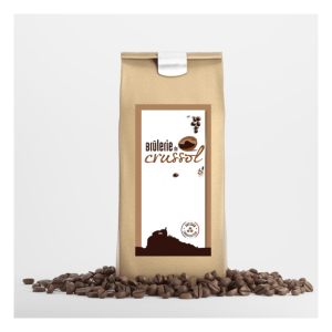 Sac de café de la Brûlerie de Crussol avec grains de café autour.